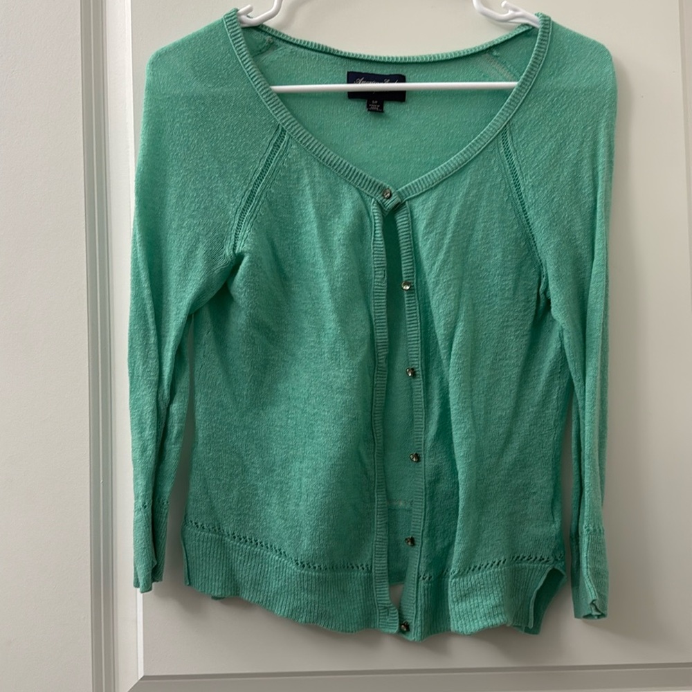 Mint Green Wool-Blend Cardigan with Rhinestone Buttons – Size Small